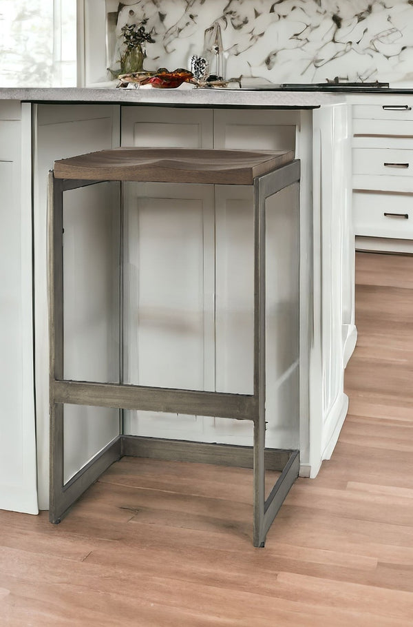 Homeroots 30" Wood Brown And Gray Solid Wood And Metal Backless Bar Height Bar Chair   393438