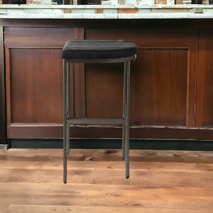 Homeroots 30" Black And Gold Faux Leather Backless Counter Height Bar Chair   393455