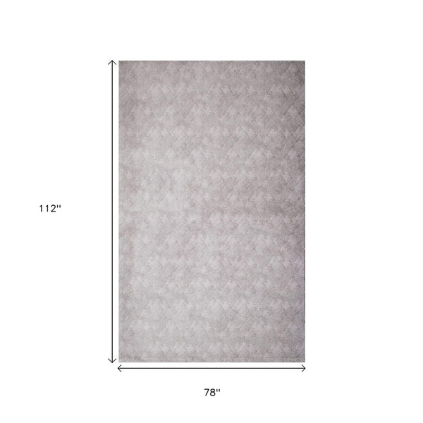 HomeRoots 4' Gray Distressed Diamonds Area Rug - Luxurious Soft Texture for Modern and Transitional Spaces 7' X 10' 393543