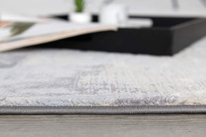 HomeRoots 5' Gray Abstract Area Rug - Contemporary Power-Loomed Design for Modern Living Spaces and Comfort 5' X 7' 393585
