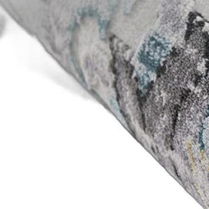 HomeRoots 4' Stylish Gray Jacobean Floral Area Rug - Modern Design with Distressed Finish for Elegant Spaces 5' X 7' 393609