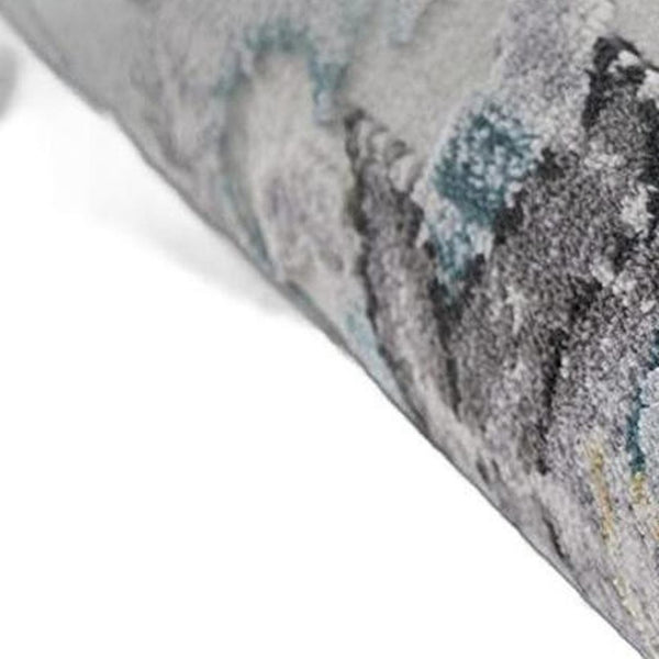 HomeRoots 4' Stylish Gray Jacobean Floral Area Rug - Modern Design with Distressed Finish for Elegant Spaces 5' X 7' 393609
