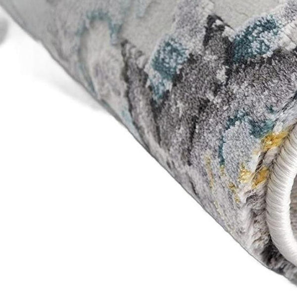 HomeRoots 4' Stylish Gray Jacobean Floral Area Rug - Modern Design with Distressed Finish for Elegant Spaces 5' X 7' 393609