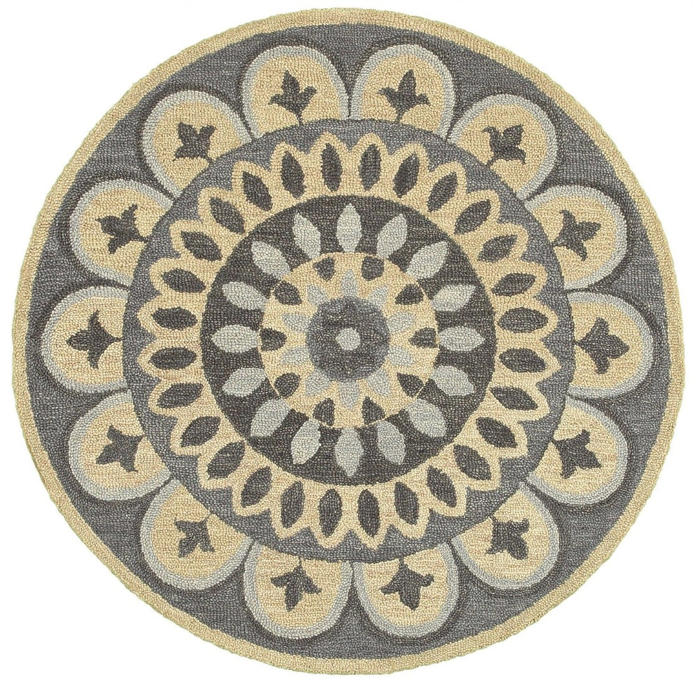 HomeRoots 6' Gray Wool Geometric Hand-Tufted Area Rug - Elevate Your Space with Timeless Texture and Style 6' Round 393638