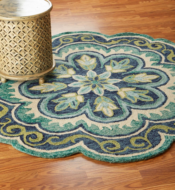 HomeRoots 6' Green and Ivory Wool Geometric Hand-Tufted Rug - Artisan Craftsmanship for Modern Comfort Spaces 6' Round 393656