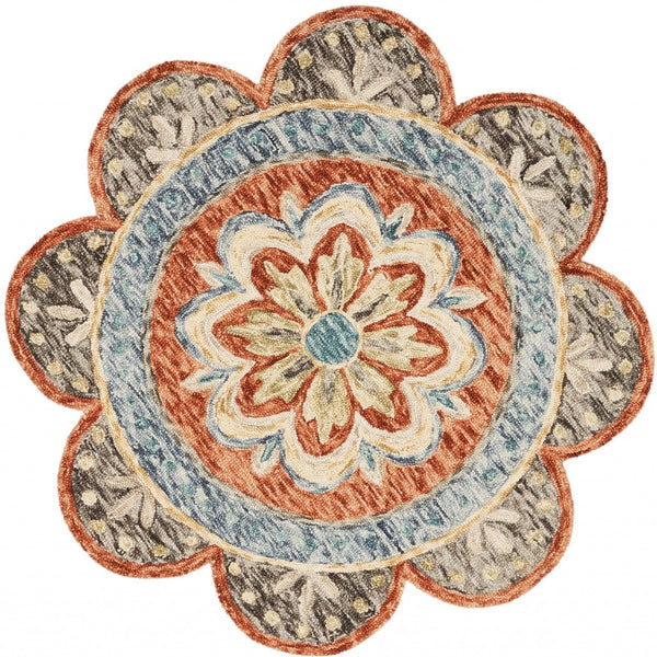Homeroots 4' Round Orange Scalloped Edge Area Rug Rust Wool 393673