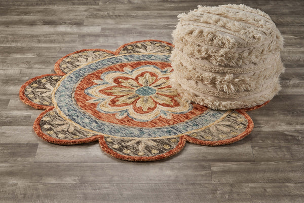 Homeroots 4' Round Orange Scalloped Edge Area Rug Rust Wool 393673