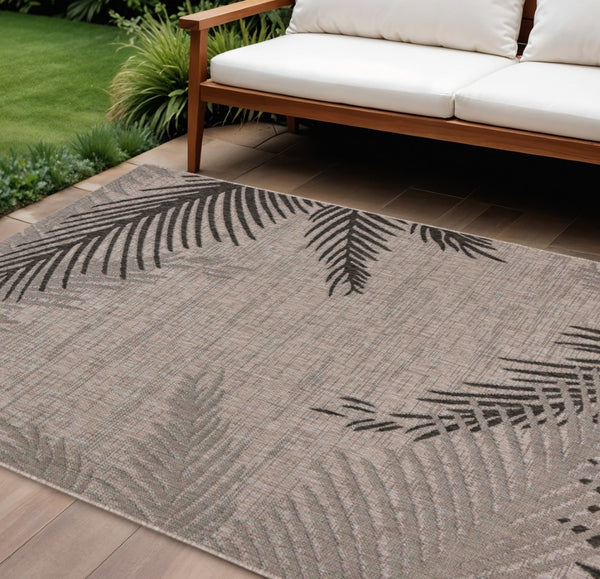 HomeRoots 8' Indoor Outdoor Area Rug – Timeless Beige Floral Design for Versatile Indoor & Outdoor Spaces 7'9" x 9'5" Black 393729