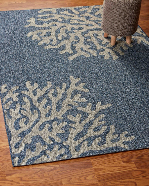 HomeRoots 8' Blue and Gray Area Rug - Versatile Indoor Outdoor Design for Patios, Kitchens, and Family Rooms 8' X 9' 393738