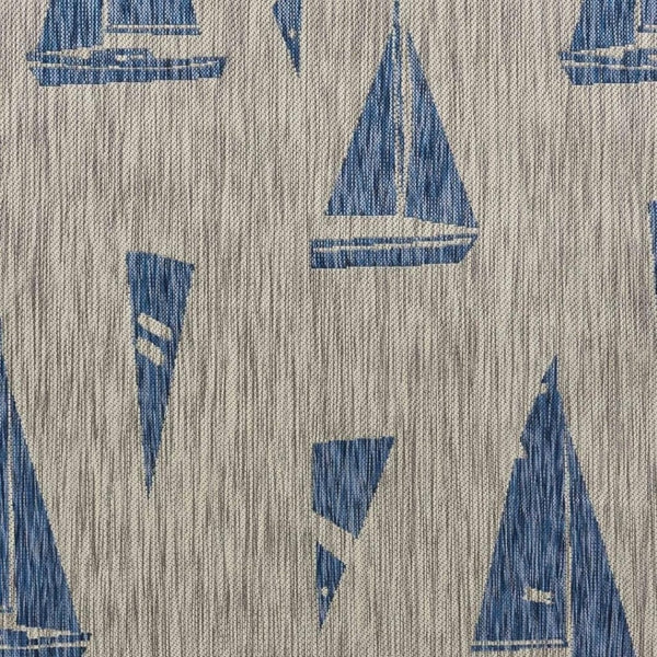 HomeRoots 8' Versatile Gray Indoor Outdoor Area Rug - Durable, Low-Maintenance Design for Modern Spaces 8' x 10' 393755