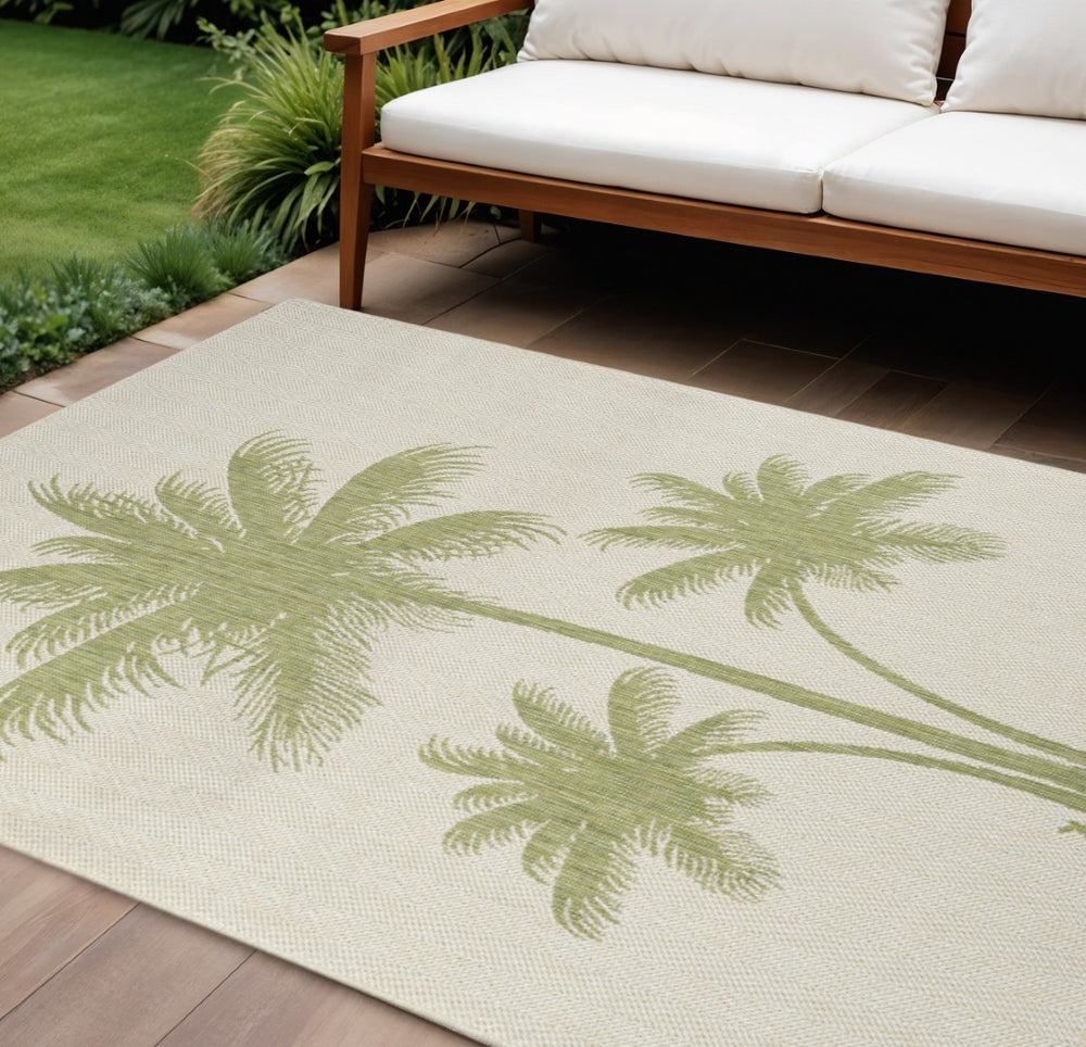 HomeRoots 8' Beige Indoor Outdoor Area Rug - Timeless Floral Design for Versatile Spaces, Easy Care & Durability 8' x 10' 393758