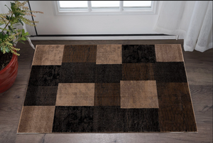 Homeroots 3' X 5' Brown Checkered Power Loom Area Rug  Polypropylene 393785