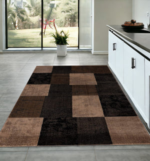 Homeroots 4' X 6' Brown Checkered Power Loom Area Rug  Polypropylene 393786