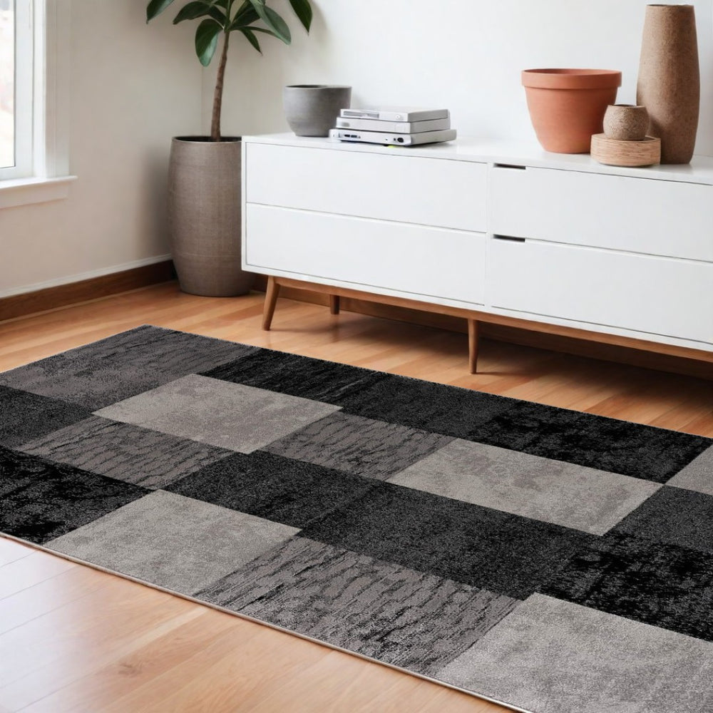 HomeRoots 10' Gray Checkered Runner Rug - Stylish Geometric Design for Hallways, Entryways & High-Traffic Areas 6' X 9' 393803