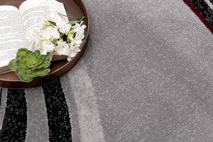 Homeroots 4' X 6' Gray Abstract Power Loom Area Rug  Polypropylene 393815