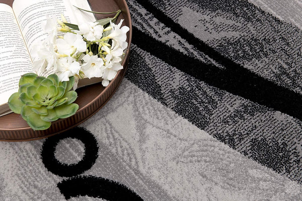 Homeroots 8' Grey Abstract Power Loom Runner Rug  Olefin 393848