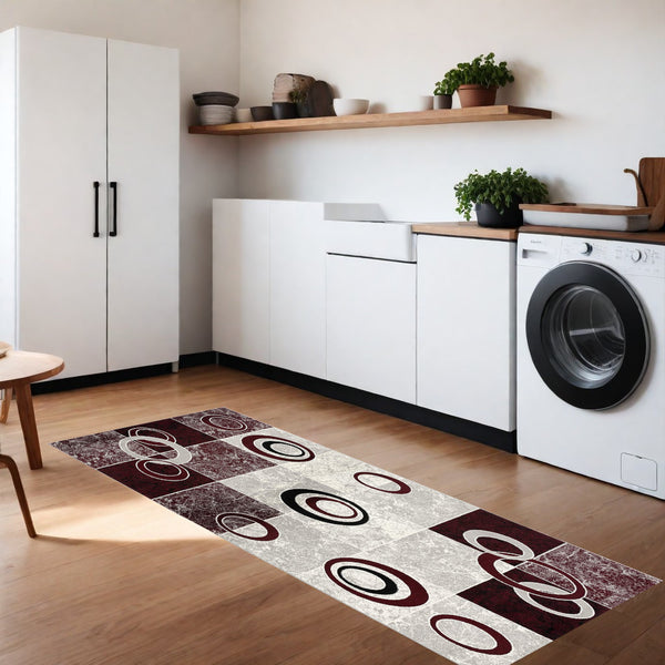 Homeroots 8' Red And White Geometric Power Loom Runner Rug  Olefin 393876