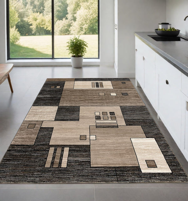 Homeroots 4' X 6' Beige And Brown Geometric Area Rug  Olefin 393920
