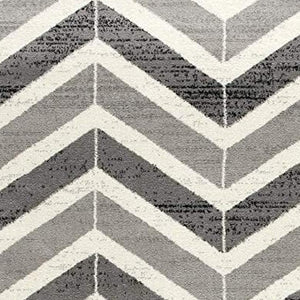 HomeRoots 13' Gray and Ivory Chevron Runner Rug - Modern Distressed Design, Soft and Stain-Resistant for Homes 4' X 6' 394034