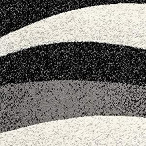 HomeRoots 10' Elegant Black Gray White Marble Effect Power Loom Runner Rug for Stylish Hallways & Spaces 3' x 15' 394050