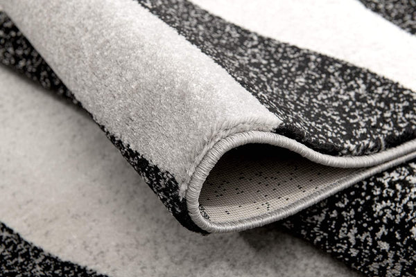 Homeroots 3' X 5' Gray Abstract Power Loom Area Rug  Polypropylene 394052