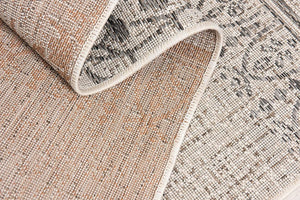 HomeRoots 5' Ikat Area Rug in Ivory and Gray – Modern Non-Skid Design for Elegant Living Spaces and Durability 5' x 8' 394060