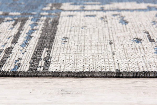HomeRoots 5' Abstract Blue and Gray Area Rug - Modern Design for Living Rooms, Bedrooms, or Home Offices 5' X 7' 394092