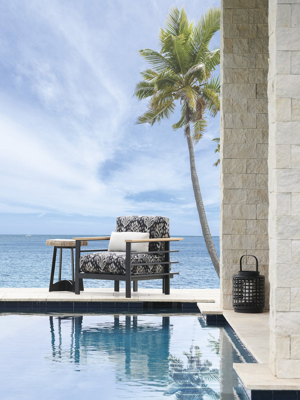 Lexington Tommy Bahama Outdoor 3940-11-41 South Beach Lounge Chair - Contemporary Design With Teak Accents For Stylish Outdoor Living   3940-11-41