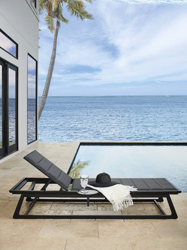 Lexington Tommy Bahama Outdoor 3940-75 Chaise Lounge – Stylish Outdoor Seating With Teak Accents & All-weather Comfort For Relaxation Obsidian  3940-75