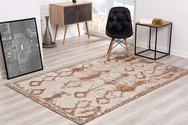 HomeRoots 5' Beige and Brown Abstract Area Rug – Modern Design for Living Rooms, Dining Spaces, and More 5' x 8' 394104