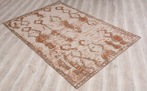 HomeRoots 5' Beige and Brown Abstract Area Rug – Modern Design for Living Rooms, Dining Spaces, and More 5' x 8' 394104