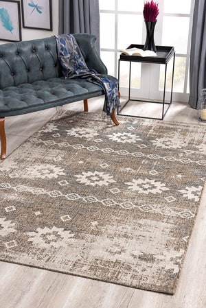 HomeRoots 10' Gray and Ivory Ikat Runner Rug - Stylish, Durable Design for Hallways, Kitchens, and Entryways 5' X 7' 394144