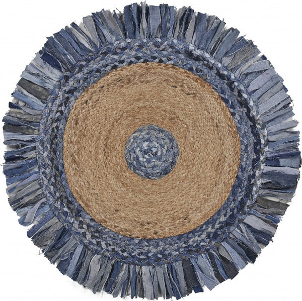 HomeRoots 6' Hand-Woven Beige and Blue Abstract Geometric Rug - Unique Artisan Craftsmanship for Cozy Spaces 6' Round 394184