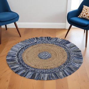 HomeRoots 6' Hand-Woven Beige and Blue Abstract Geometric Rug - Unique Artisan Craftsmanship for Cozy Spaces 6' Round 394184