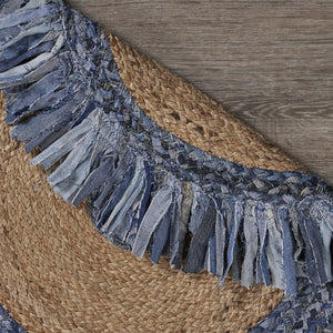 HomeRoots 6' Hand-Woven Beige and Blue Abstract Geometric Rug - Unique Artisan Craftsmanship for Cozy Spaces 6' Round 394184