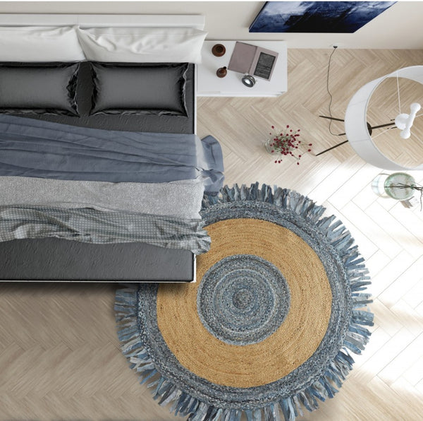HomeRoots 6' Hand-Woven Beige and Blue Abstract Geometric Rug - Unique Artisan Craftsmanship for Cozy Spaces 6' Round 394184