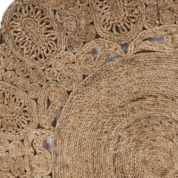 HomeRoots 6' Natural Jute Hand-Braided Geometric Rug - Eco-Friendly, Versatile Design for Modern Interiors 6' Round 394226