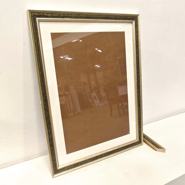 English Elm 18x24 Solid Wood Picture Frame with Replaceable Canvas, Acrylic Glass, Sturdy Backboard for Elegant Wall Decor Green T3976P383245