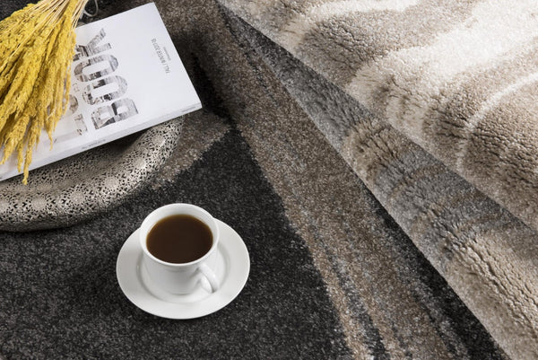 HomeRoots 8' Gray Abstract Power Loom Area Rug - Modern Design, Plush Comfort, Durable & Stain Resistant for Any Space 8' X 10' 394980