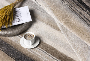 Homeroots 5' X 8' Cream And Tan Abstract Marble Area Rug  Polyester 394982