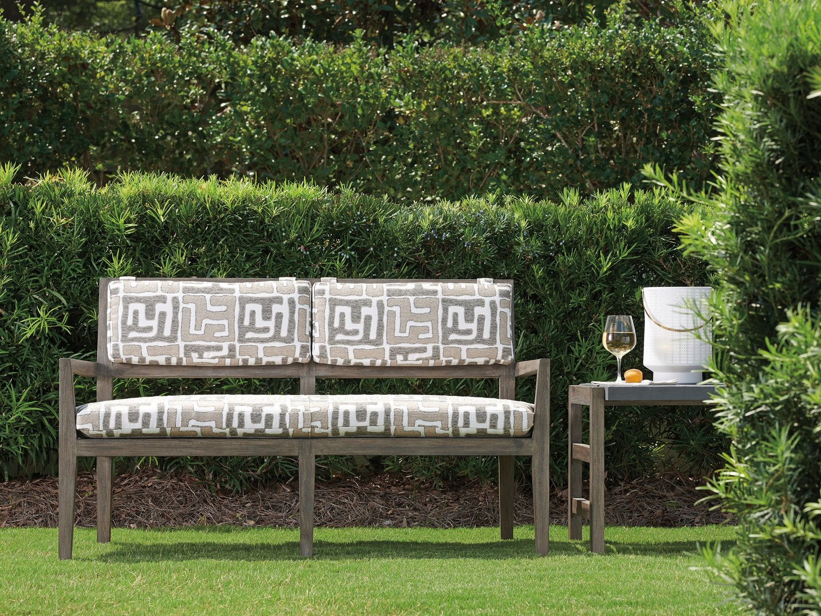 Lexington Home Brands La Jolla End Table - Thumbnail 4