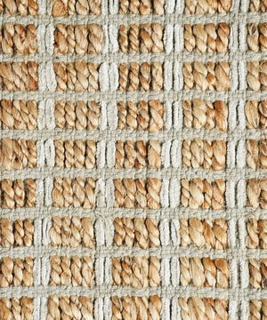 Homeroots 5' Hand Woven Area Rug - Unique Artisan Crafted Design For Warmth And Elegance In Any Room 5' X 8' Jute 395141