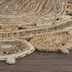 Homeroots 7' Natural Round Hand Braided Area Rug  Jute 395178