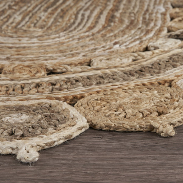 Homeroots 7' Natural Round Hand Braided Area Rug  Jute 395178