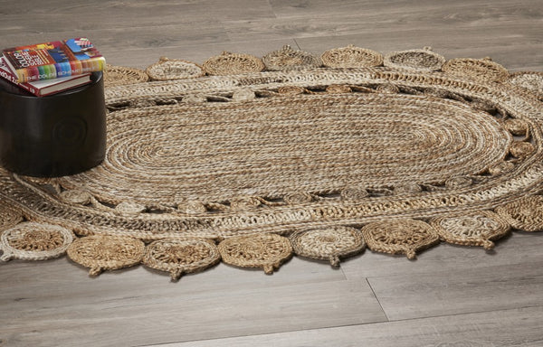 Homeroots 7' Natural Round Hand Braided Area Rug  Jute 395178