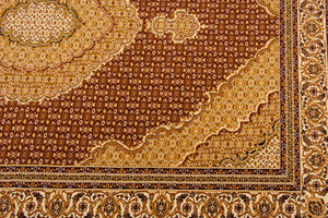 Homeroots 4' X 6' Red And Beige Oriental Power Loom Area Rug  Olefin 395323