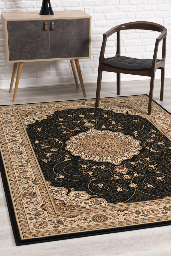 Homeroots 4' X 6' Beige And Black Medallion Power Loom Area Rug  Olefin 395404