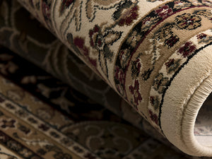 Homeroots 5' Cream Round Oriental Power Loom Area Rug  Olefin 395446