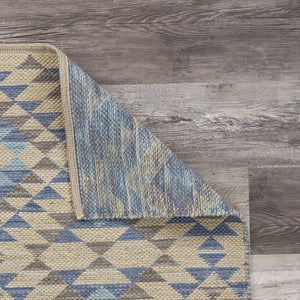 Homeroots 5' X 7' Blue Decorative Lattice Area Rug  Cotton 395475