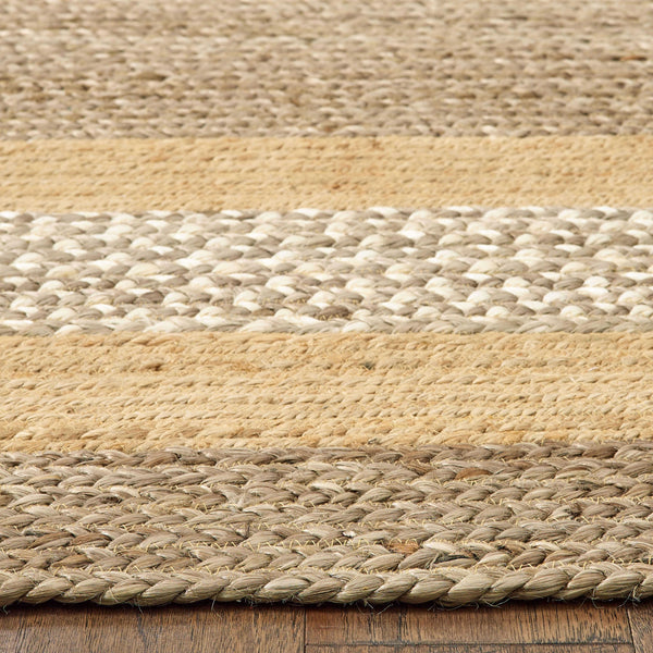 Homeroots 4' X 6' Tan And Beige Bordered Area Rug  Jute 395554